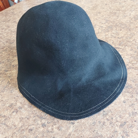 Black Wool floppy hat - Picture 4 of 5